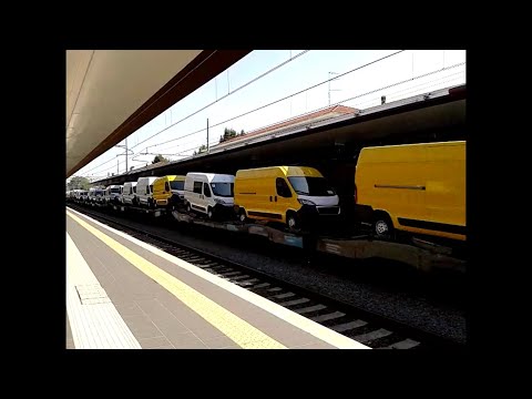 E.652.xxx in testa al MRI Fossacesia T. di S. - Tarvisio Boscoverde + Furgoni Citroën