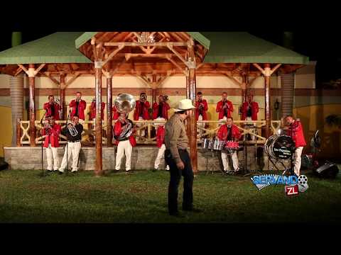 El Fantasma Ft. Banda Los Populares Del Llano - Penano (En Vivo 2016)