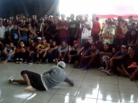 Perna Df Zulu vs Dalbert BREAKnaoPARA - REI DA RODA 2012