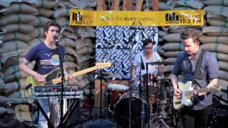 Bear In Heaven - Lovesick Teenagers (Live on KEXP)