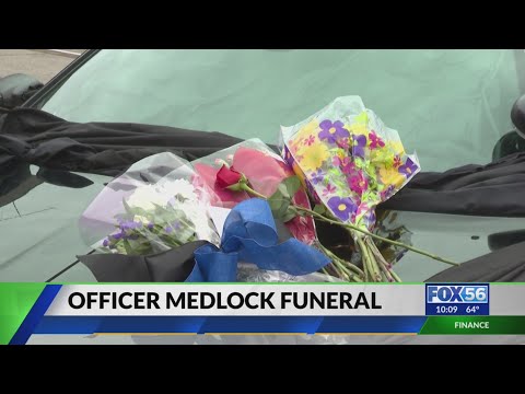 Funeral held for London officer killed in wreck