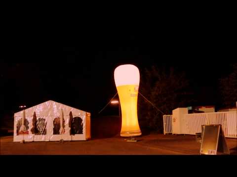 Erdinger Weissbier Gluehen auf der Pferd International Muenchen Riem