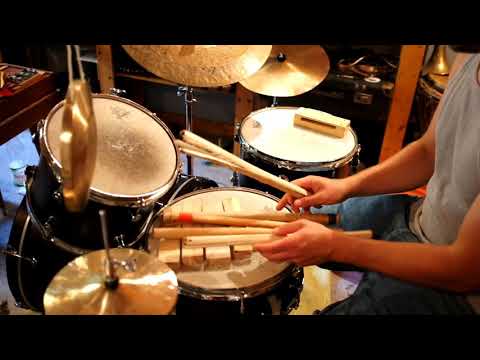 Szymon Pimpon Gasiorek playing Hemp Tempo