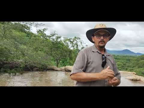 vava Queiroz mostra a cachoeira do caiano fortuoso Gomes RN