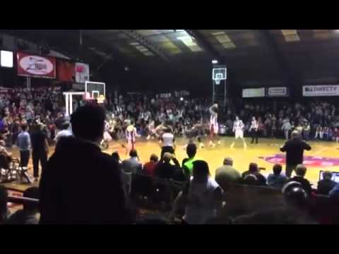 Goes 84 vs Bohemios 83 Triple en la hora de craig willams