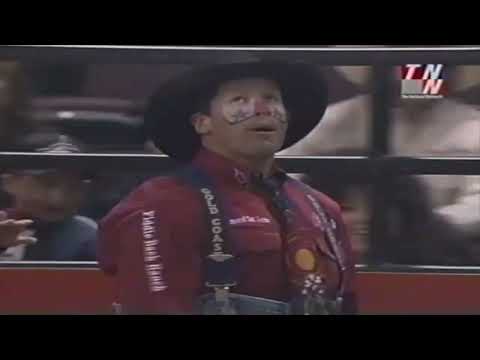 PBR 2001: Rosewood Hooks Rob Smets in the Hiney