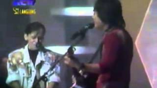Download lagu Katon Bagaskara (w/ Apple Pie Band) - Dengan Logika @ Impressario RCTI mp3