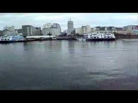 Touch and go -  Life's a beach