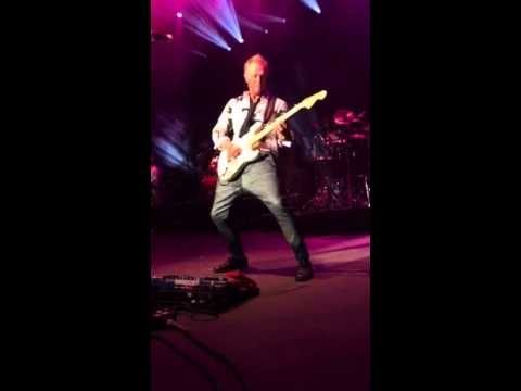 Gary Kemp - Guitar Solo (Live at Pacific Amphitheatre, Orange County)