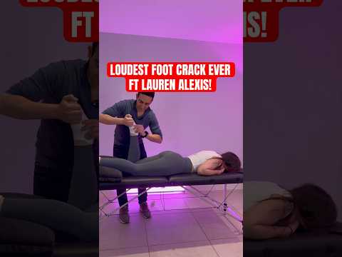 LOUDEST AND MOST SATISFYING FOOT CRACK! #osteopath #chiropractic #satisfying #asmr #loud #feet