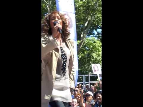 Whitney Houston - Million Dollar Bill (September 1, 2009)