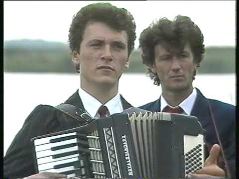 Napsugár Együttes - A Duna Part