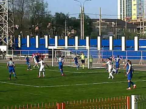 Футболисты белгородского «Энергомаш» обыграли курян