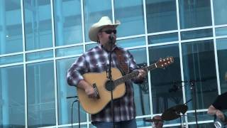 Daryle Singletary - I'm Living Up To Her Low Expectations