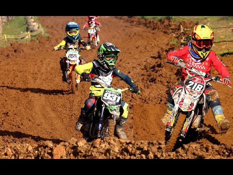 Gate cheio Corrida das Minimotos - 3a etapa Copa Trinca Ferro de Velocross 2021