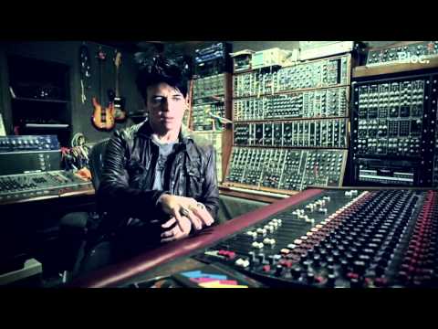 GARY NUMAN  TALKS ABOUT ULTRAVOX.