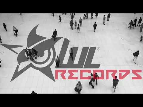 West  - 2 strony medalu