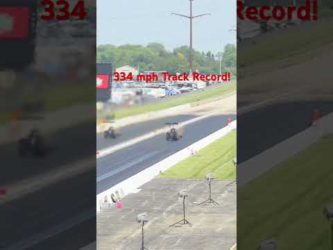 334 mph down the strip! 💨💨💨 #acceration #nitro #amazing #nhra