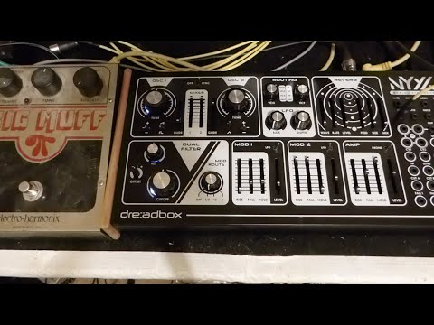Dreadbox Nyx v2 & EHX Big Muff