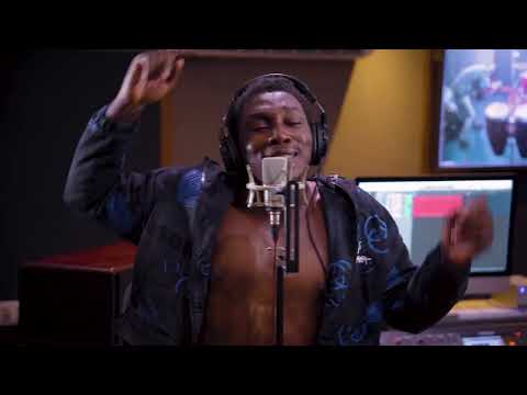 MAKO LE KING :CETTE ANNÉE (attrapez)LIVE