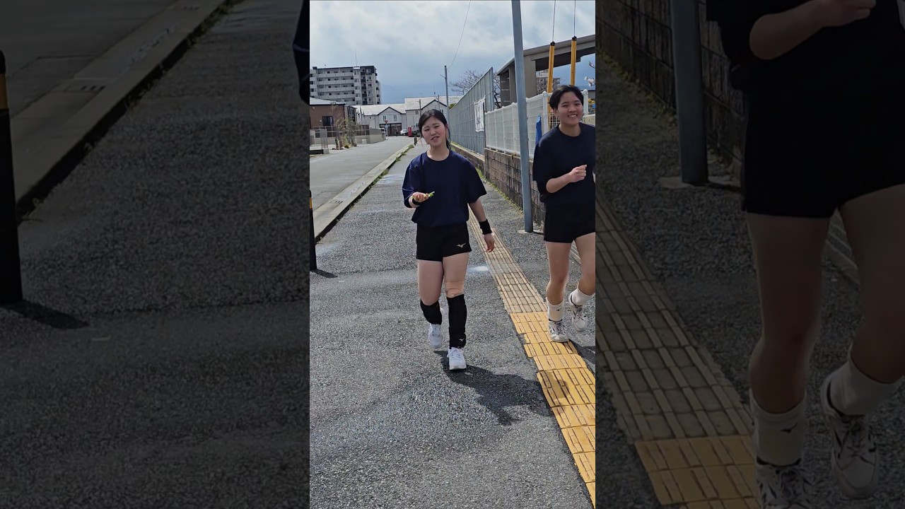 なにを持ってきた？@hapikan