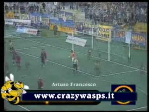 Anno 2003/2004 Juve Stabia - Casertana 0 a 0 www.crazywasps.it