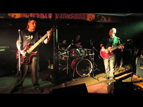 Bonesaw Of The Brains - Riot (z druhé strany)