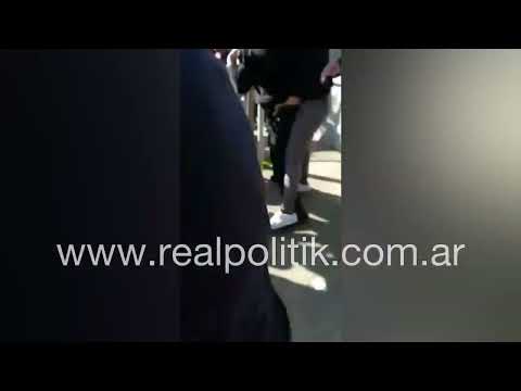 La Cámpora se enfrentó a las piñas con militantes del PJ en el congreso de Mar del Plata