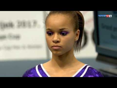 Flávia Saraiva and Thais Fidelis dos Santos - FX EF | Osijek 2017