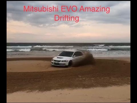 Mitsubishi EVO Amazing Drifting @ Beach