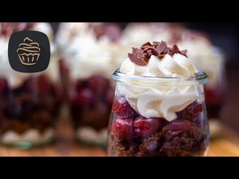 Das kennt kaum jemand: Schwarzwälder Kirsch als geniales Dessert im Glas!