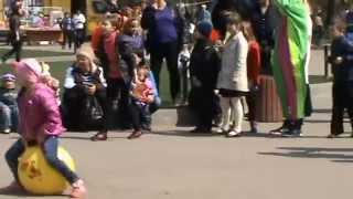preview picture of video 'Детская Юморина 2014 в парке Горького.   Children laugh 2014 in Gorky Park.'