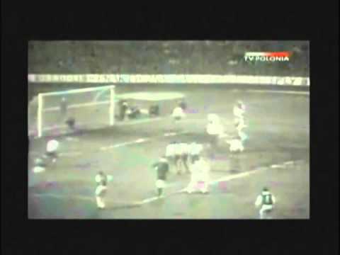 1971 Legia Warsovia 2 x 1 Atletico Madri - Liga do...
