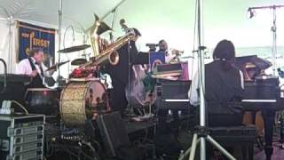 "Singing Pretty Songs" [Henry "Red" Allen Orchestra version]