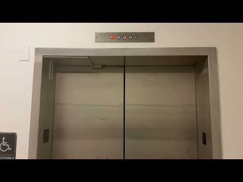 Westinghouse AE Hydraulic Elevator at Macy*s at Hamilton Mall in Mays Landing, NJ