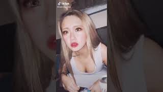 【TikTok】パンツ丸見えで削除されてたw②