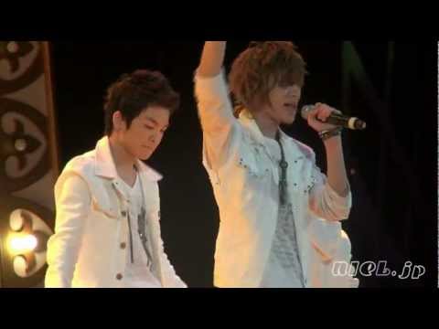 111002 TEENTOP SupaLuv  Niel focus @ Lotte World