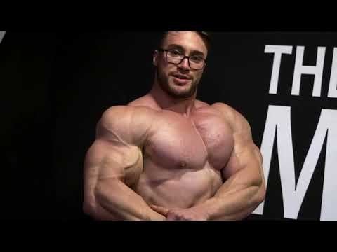 Gabriel Zancanelli posing