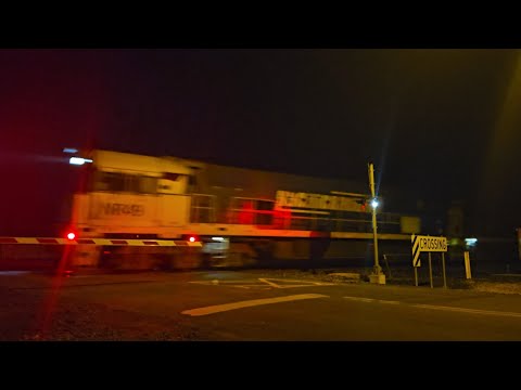 3PM7 PN up "Linfox Express #3" (NRs 49 & 6), Perth to Melbourne, 2110, 12/6/25, Ararat West VIC.