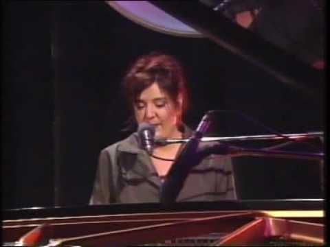 Estelle Kokot - The Perfect Way (solo performance)