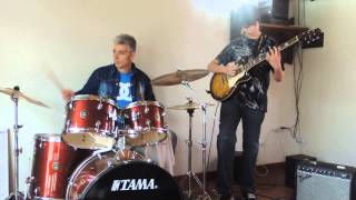 Bruno y yo, Aquel gato o lo que salió !