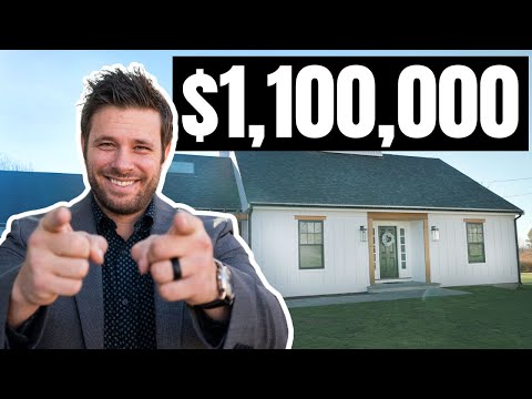 INSIDE A $1,100,000 HOUSE in Middletown Rhode Island | Luxury Real Estate in Rhode Island