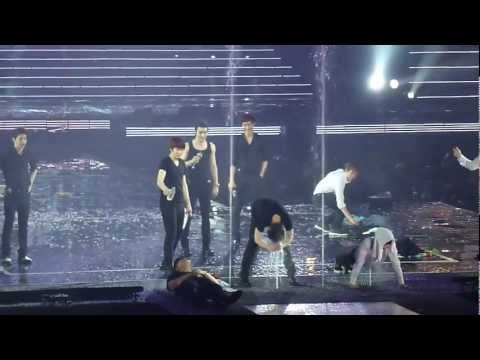 Super Show 4 Singapore (SS4 SG) 190212 - Yesung, Sungmin, Shindong Gets Wet