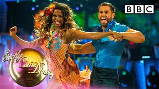 Kelvin and Oti Samba to ‘La Vida Es Un Carnaval’ | Week 1 - BBC Strictly 2019