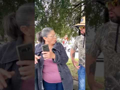 Yayo brindon con nachoelbionico en el genio del shawarma