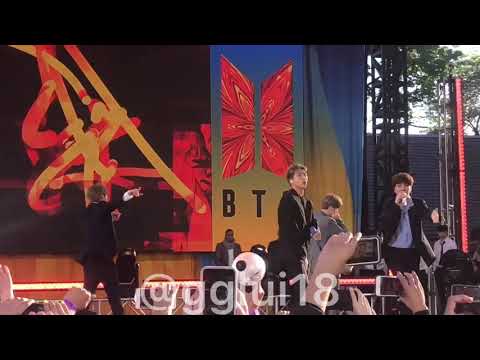 ‪[REHEARSAL/SOUNDCHECK] 190515 BTS - Fire 불타오르네