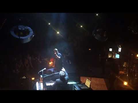 Dani Martín - Circo Prince - Guerra de pasos