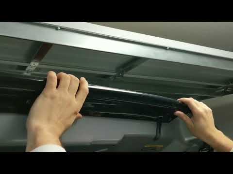 AVS Hoodflector installation '17 Toyota Tacoma