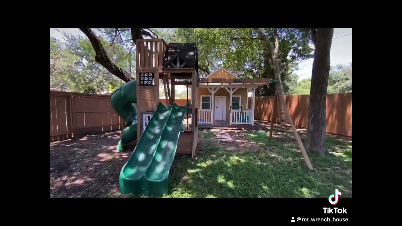 KidKraft Summit View Cedar Play Set / Swing Set Assembly Time Lapse