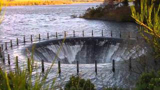 preview picture of video 'Bell-mouth Spillway in Action !'